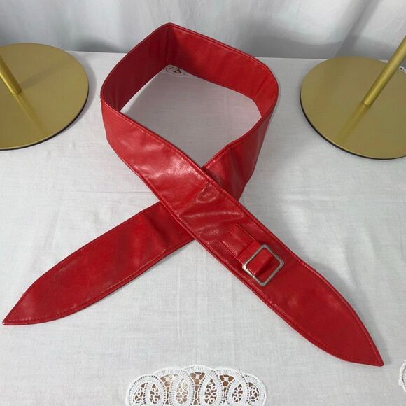 Vintage Red Faux Leather Obi-Style Wrap Belt – 1980s Inspired Waist Cincher - Picture 5 of 10